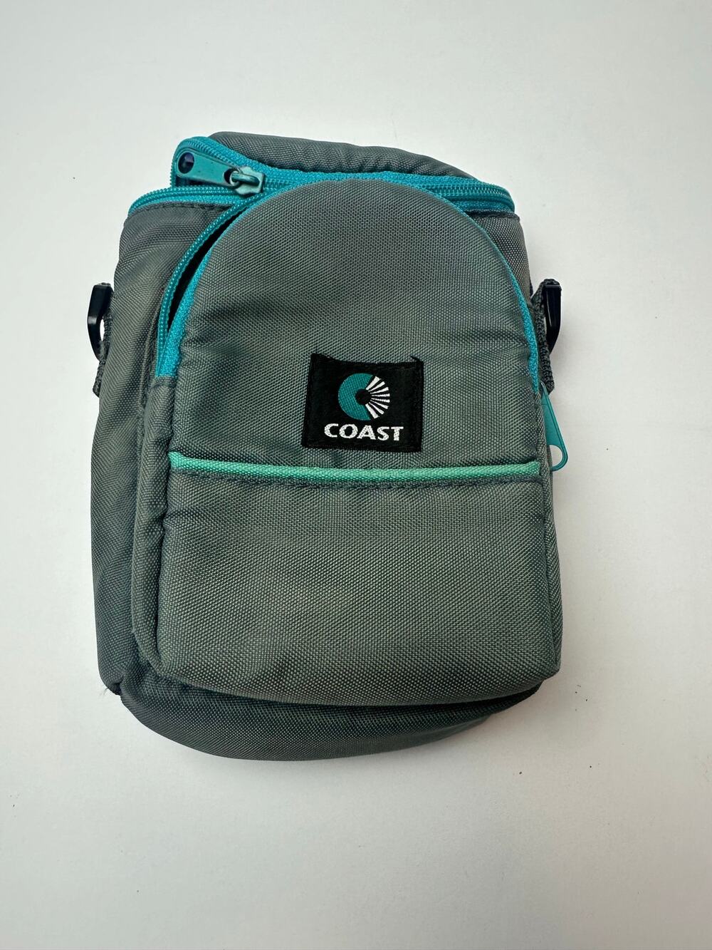 📷 Vintage Coast Camera Bag – Gray, Teal & Purple